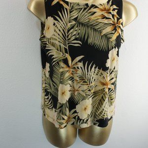 Chicos travelers tropical top size 2